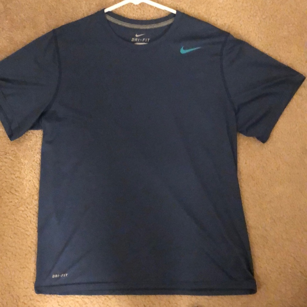 Nike dry fit T-shirt